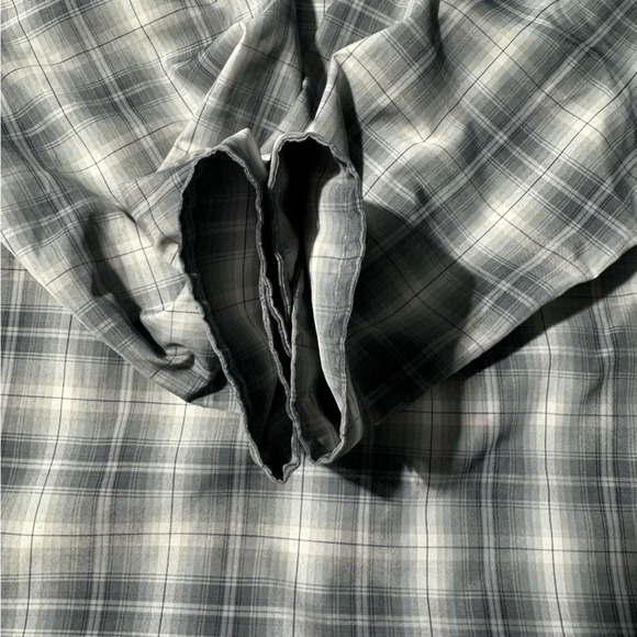Kühl Mountain Grown Snap Up Long Sleeve Vented  Grey Plaid Size Medium - Picture 4 of 13